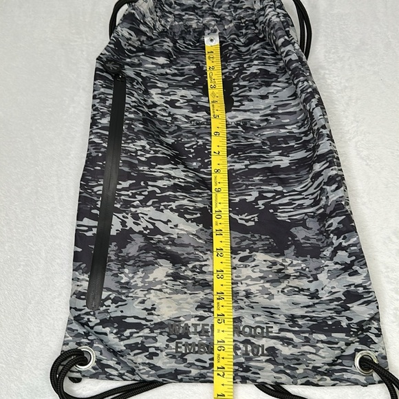 Gecko Brands Embark Camouflage Dry Bag Backpack Paddle Board Canoeing - Picture 8 of 9